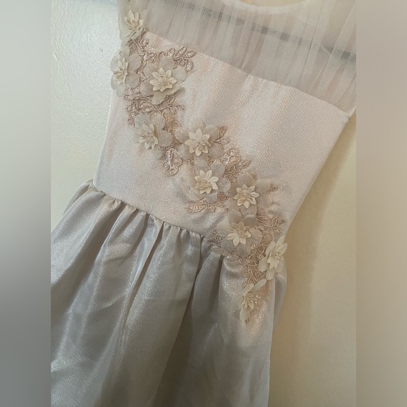 BONNIE JEAN - CHAMPAGNE DRESS - Picture 3 of 7